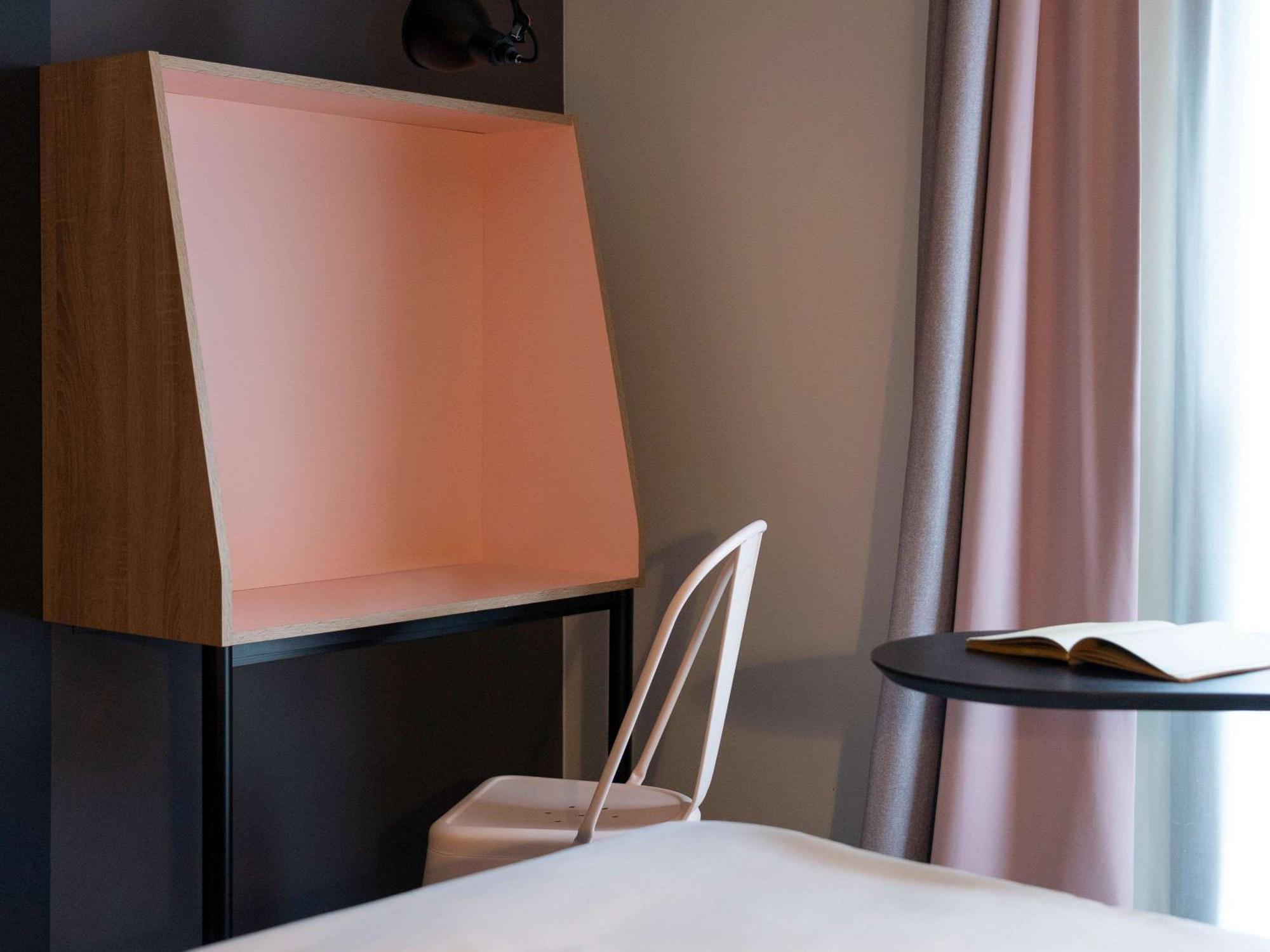 Ibis Styles Centre Gare Hotel 3*